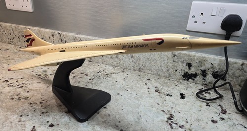 Large vintage concorde model - vintage,