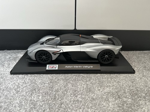 Maisto 18 scale - -,
