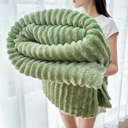 Large ribbed faux fur fleece - ribbed,