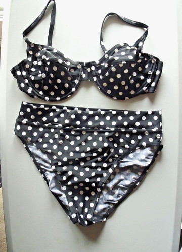 Black white spot w bikini - white, u/w