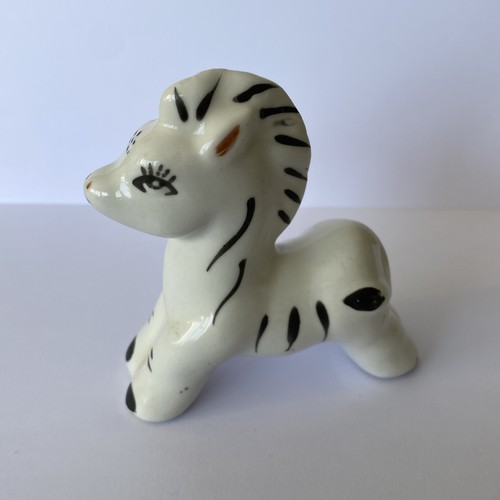 Vintage retro cute zebra - retro,