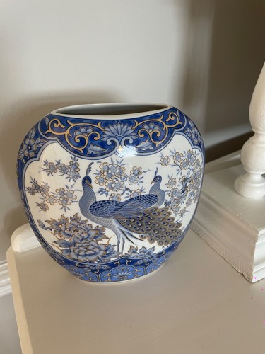 Porcelain vase peacock design - vase,