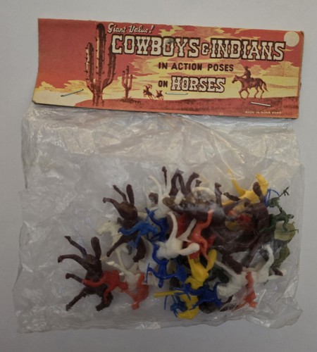 Lot ofvintage plastic - ofvintage, cowboys