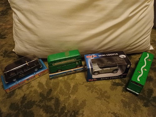 Toy cars bundle two - cars,