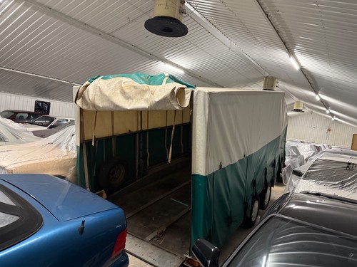 Bateson covered car - car, trailer