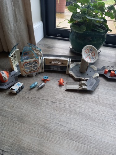 Hexbug nano space - space, discovery