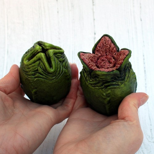 Alien egg ovomorph hatching - ovomorph,