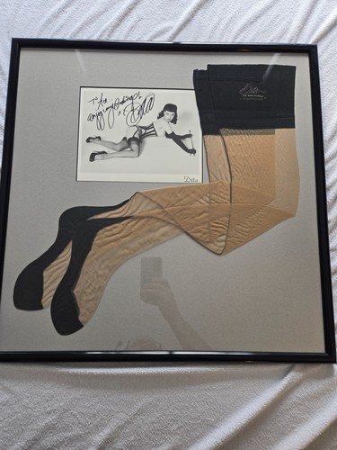 Dita von teese signed - von, 8