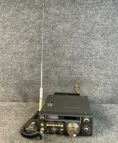 Yaesu hf transceiver - ft-77,