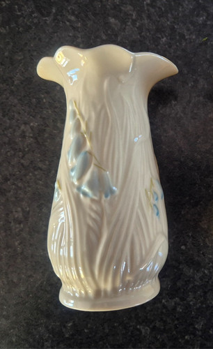 Belleek pottery 6in - belleek,