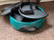 AUTOMATIC PET FEEDER FOR CATS AND DOGS WITH VOICE RECORDING FACILITY 4 sections