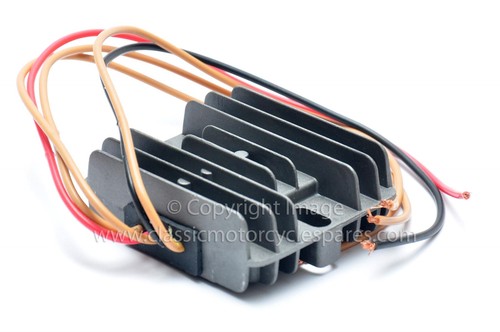 Rectifier regulator 12v - 12v, three