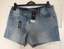 NEXT WOMENS LADIES SHORTS DENIM SHORTS SIZE 12 BNWT £26 DISTRESSED CUTOFF