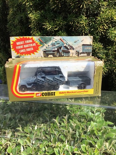 Corgi 907 sdkfz - corgi, hanomag