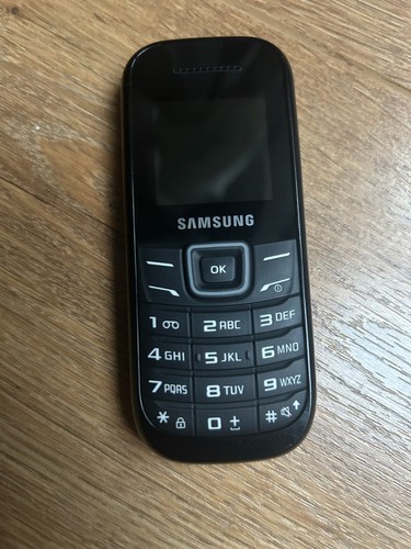 Samsung e1200 black mobile - samsung, gt-e1200
