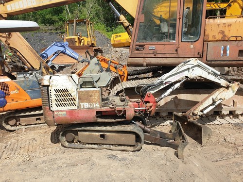 Takeuchi tb014 mini digger - tb014,