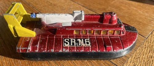 Dinky toys srn6 hovercraft - srn6,