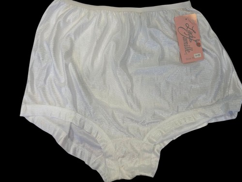 Nwt vintage lady camille full - nwt,
