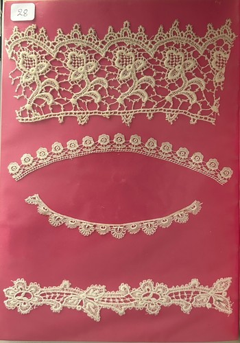 Antique lace cardboard 21 - on,
