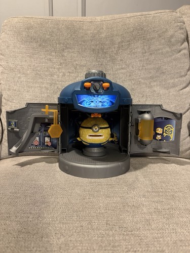 Despicable mega minions - me,