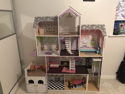 Doll house 9rooms lift - house,
