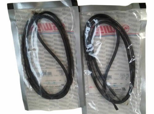 Brand new vespa side panel - side,