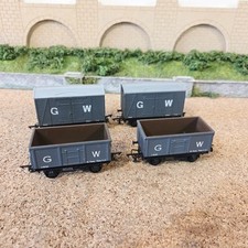 GRAHAM FARISH OO GAUGE  RAKE