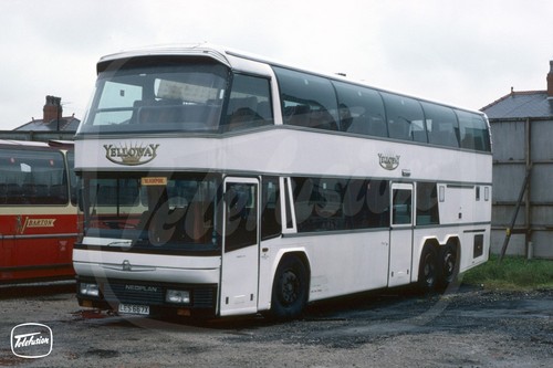 Coach photo yelloway les667x - photo,