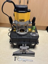 Dewalt DW625E Router
