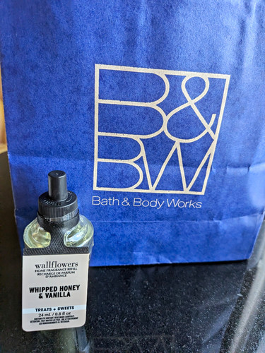 Bath body works wallflowers - bath,