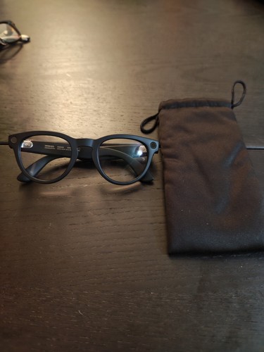 Rayban meta headliner display - rayban,