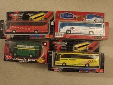 4x Model Buses