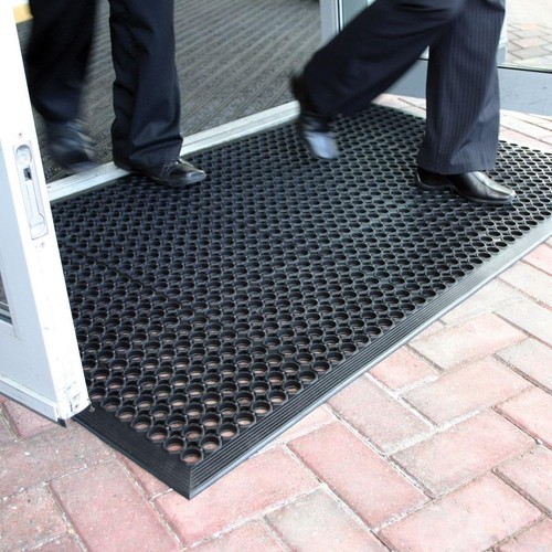 Rubber floor mat anti - rubber,
