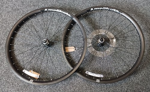 Genesis amplitude g100 - genesis,
