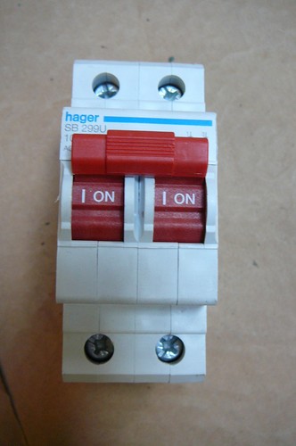 Hager 100a consumer unit - 100a,