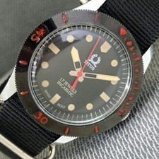 VINTAGE TITUS HAND-WINDING SWISS MENS TURNABLE BEZEL BLACK COLOR WATCH a2069-U