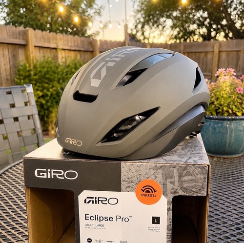 Giro eclipse spherical pro - eclipse,
