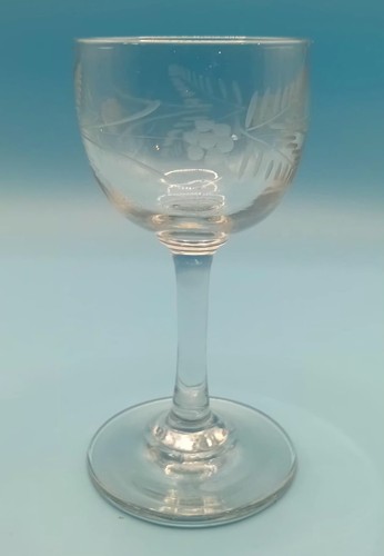 Antique clear etched sherry - clear,