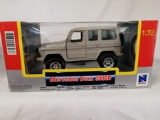 New-Ray - Mercedes Benz 300GD