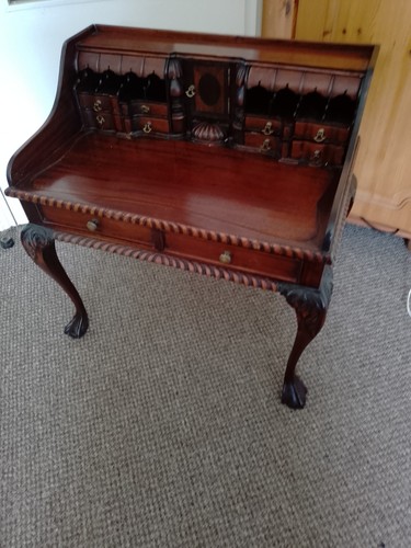 Antique chippendale style - antique, chippendale-style