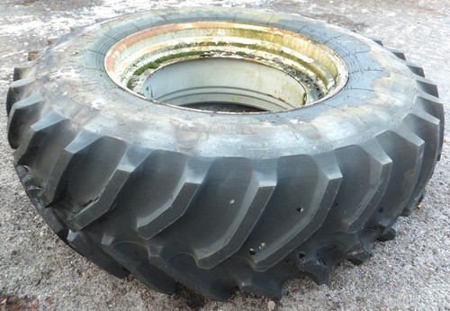 8r38 goodyear dynatorq - 20.8r38,