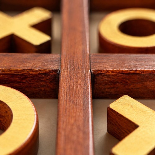 Wooden and toe game - x,