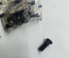 602227A TRIUMPH TR8, ROVER SD1