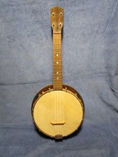 banjo ukulele banjolele