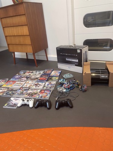 Sony playstation cechc03 - sony,