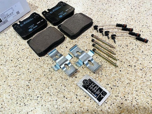 Mercedes benz brake - pads, front