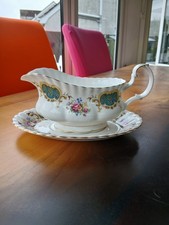 Royal Albert Berkeley gravy boat and saucer set