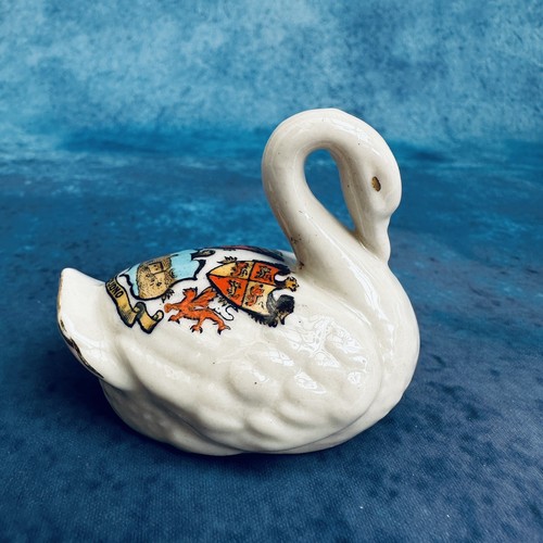 Crested carlton china swan - carlton,