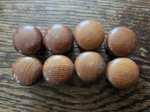 Pine cabinet door - door, knobs
