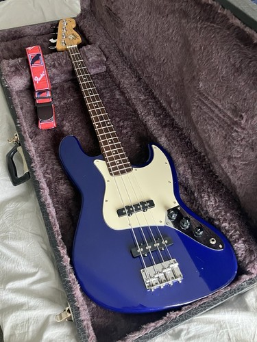 1997 squier jazz bass - 1997, bass,